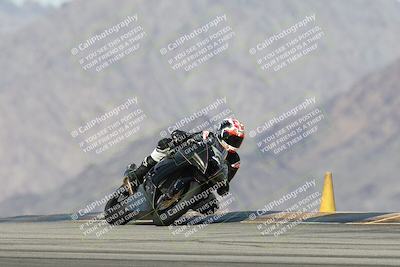 media/Nov-16-2025-Race Pace (Sun) [[8c5fa54630]]/Verified Riders/5-Turn 9 (1135am)/